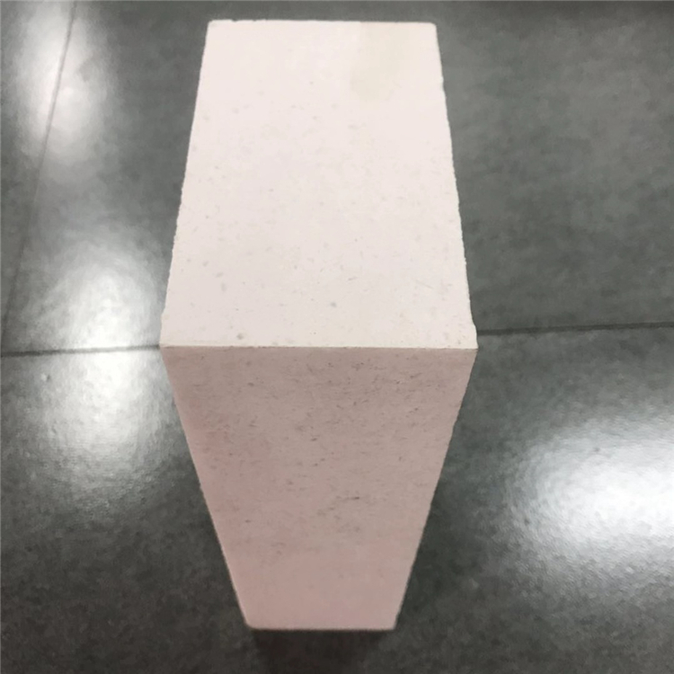 鋯莫來(lái)石磚